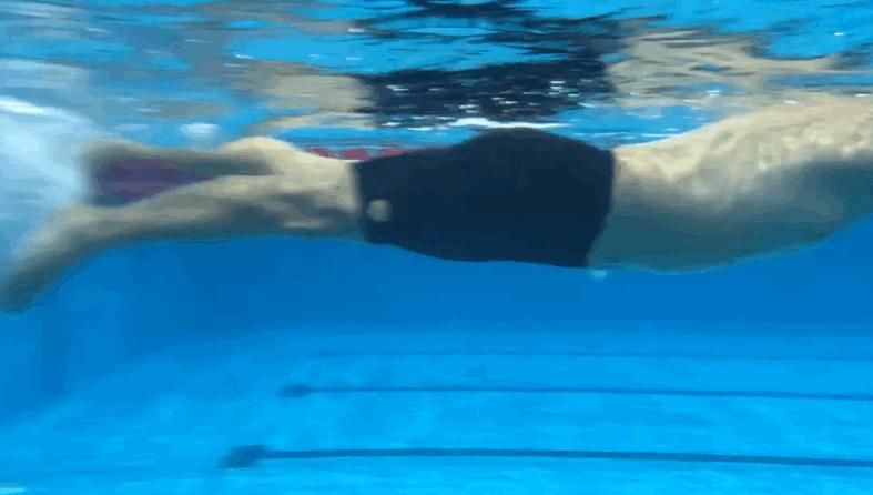 3步学会自由泳换气游得更轻松,三步骤让你掌握自由泳转身技术