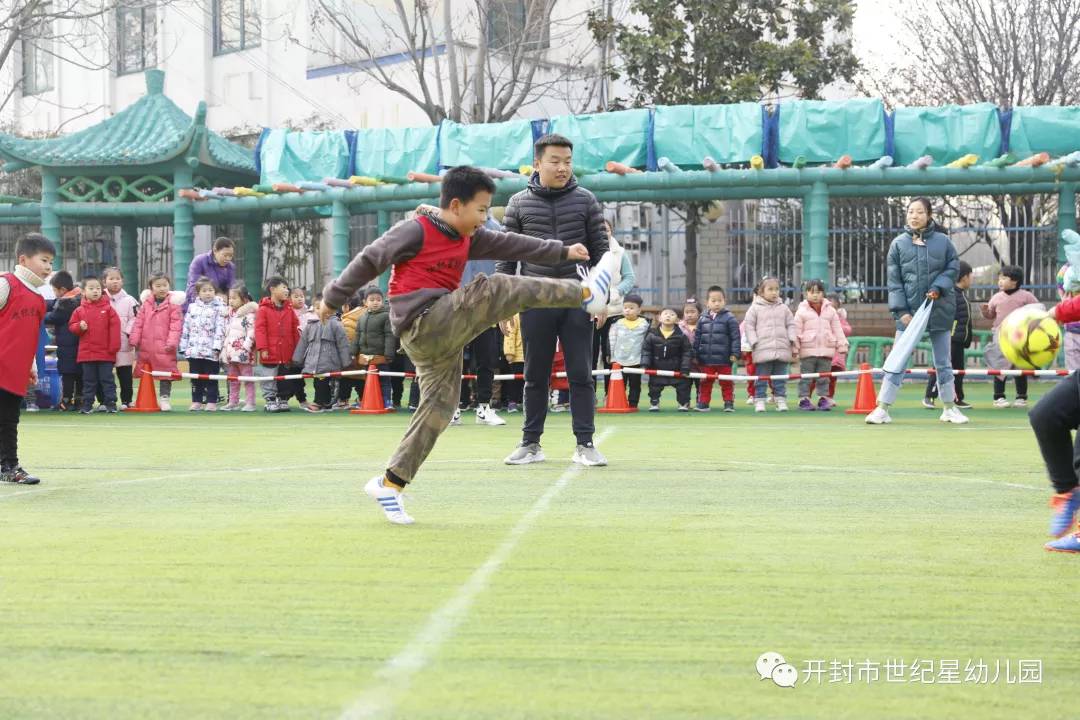 幼儿园足球运动,运动速度与激情