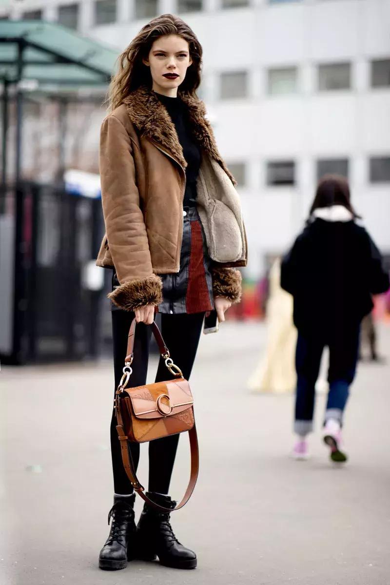 泫雅同款小方包,泫雅同款格子包