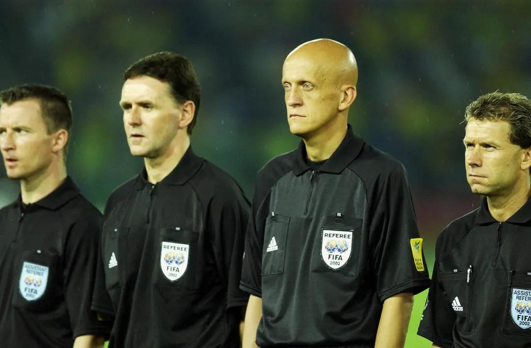 从裁判员到运动员,从运动员变成裁判员