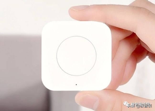 家里有老人安哪种摄像头最好,养老院老人房间内安装摄像头