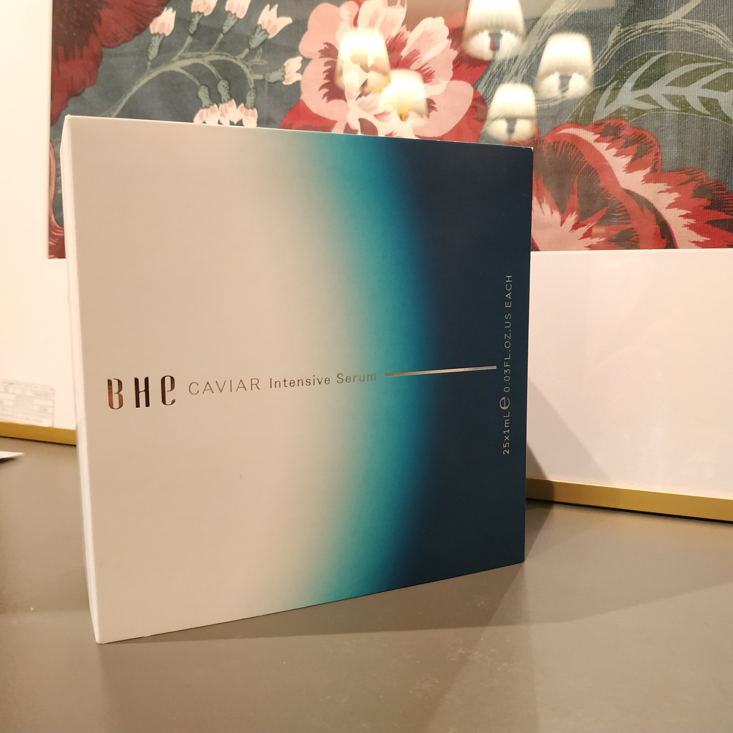 鱼子精华是基础精华吗,莱珀妮鱼子精华和赫莲娜精华