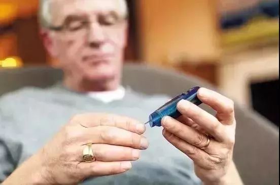 香港一医院被曝393万结算单!光药费就179万!高端医疗你配了吗?