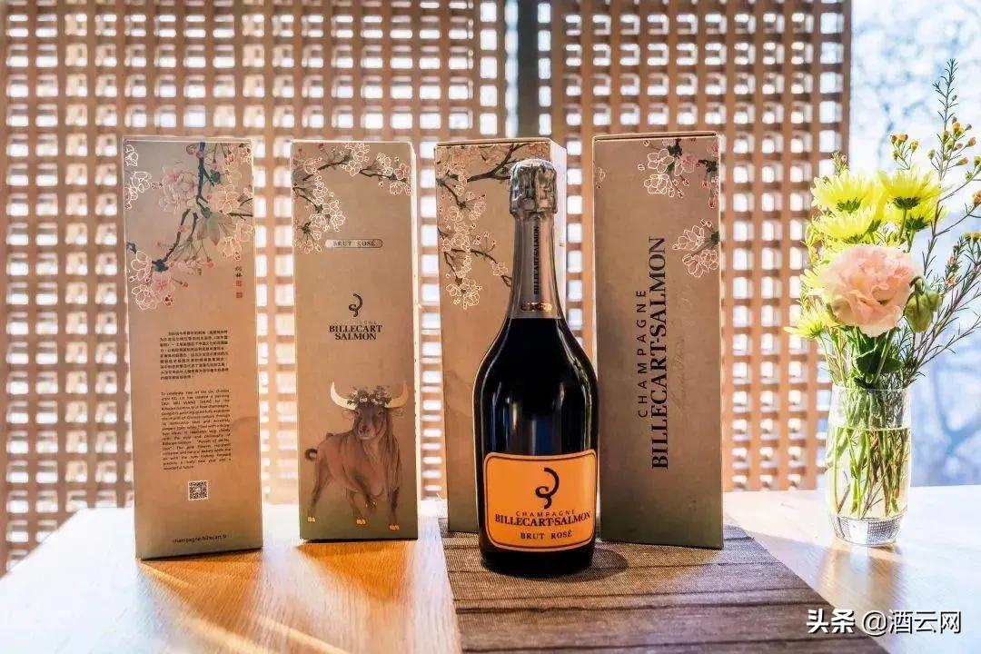 看完大牌们的牛年限定，我觉着还是酒圈儿的牛年酒标更靠谱