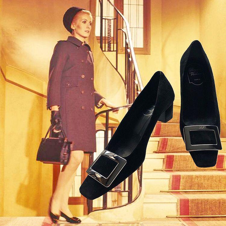 迪丽热巴造型黑色抹胸长裙,迪丽热巴蓝纱裙造型走路