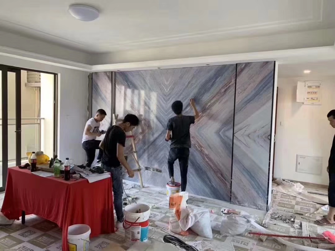 瓷砖和石材背景墙区别,瓷砖背景墙一般怎样装饰