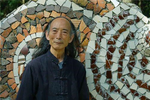 贵州大山悬崖男子隐居40年,贵州男子山林隐居20年