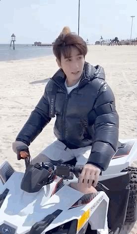 朱一龙春秋穿搭,朱一龙冬日穿搭