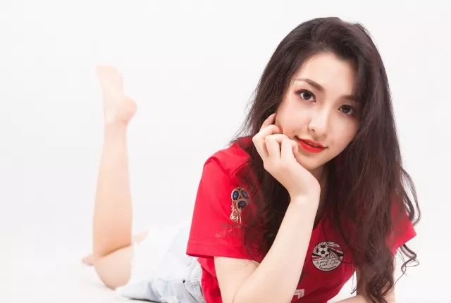 【足球头像】超美女生足球头像！