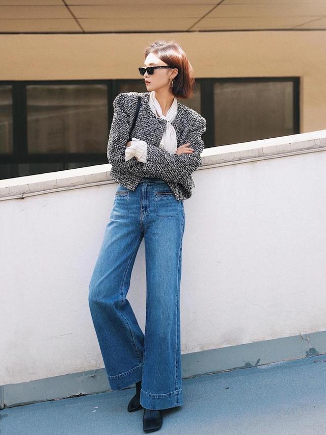 牛仔裤怎样穿搭,牛仔裤的穿搭技巧和方法