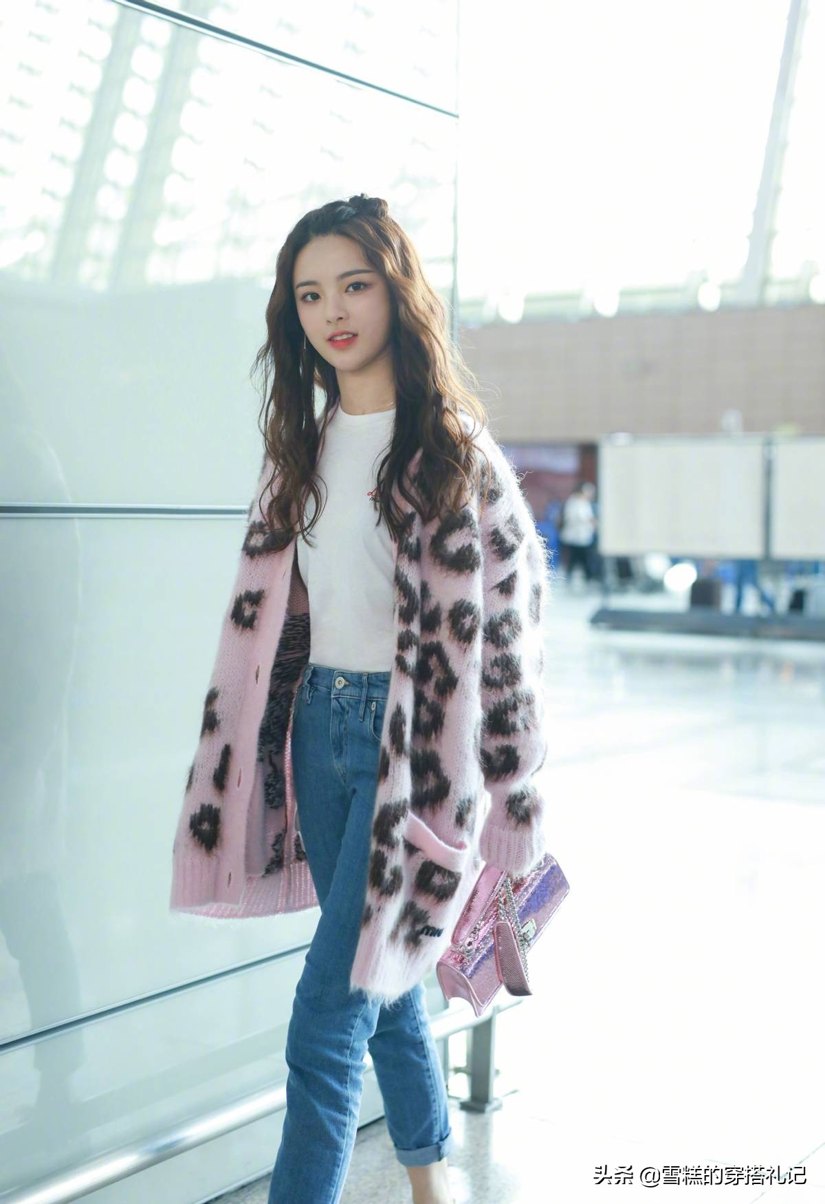 160110斤女生短外套,矮个子穿中长款外套合适吗