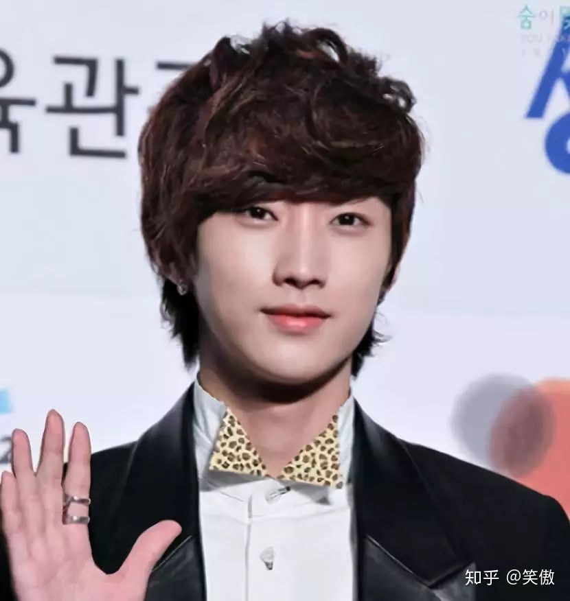 男生应该这样选择发型