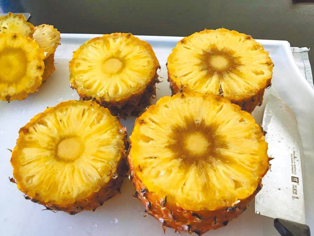 鍙版咕鍑ゆⅷ闂瑰嚭鍚勭绗戣瘽,鍙版咕榛戝績鍑ゆⅷ