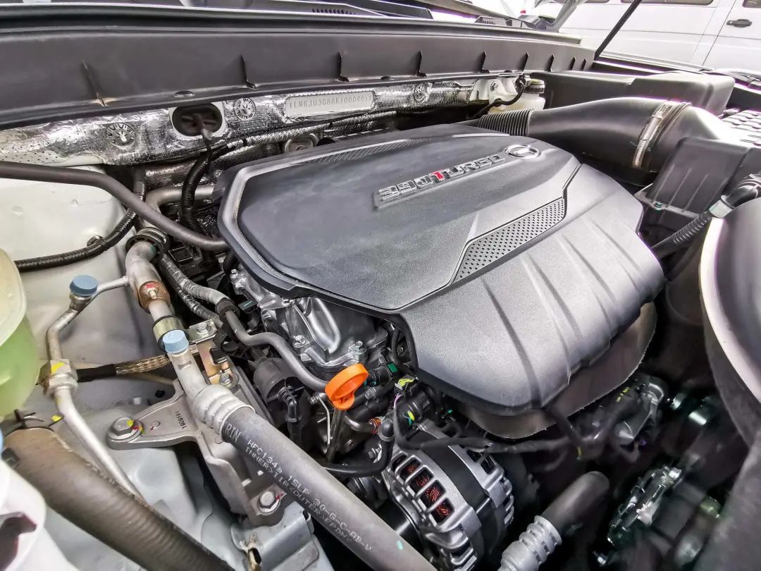 试驾传祺gs8最新款,最新款广汽传祺gs8试驾视频