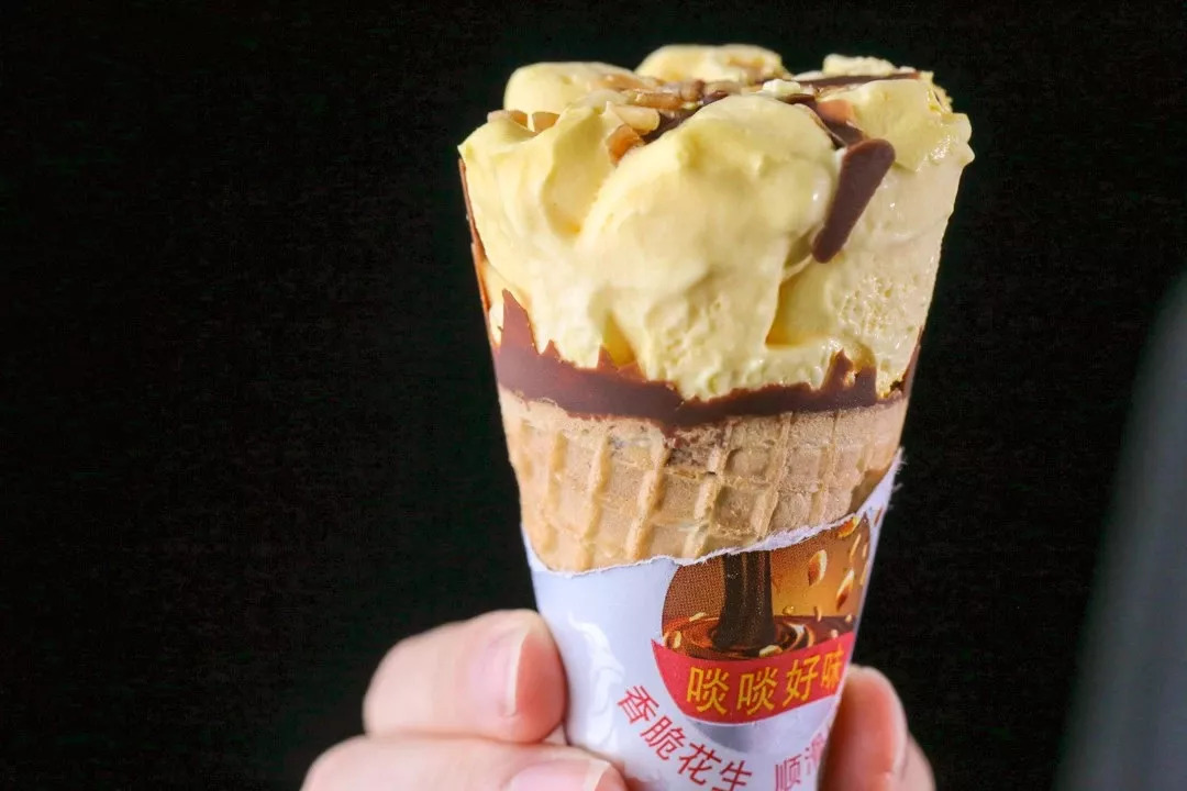 80后的童年回忆零食粘牙糖小卖部,8090后的童年回忆小零食小黄桃