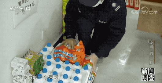 为4700人买菜，一直眉头紧锁的他，听到一句“谢谢”，忍不住哭了