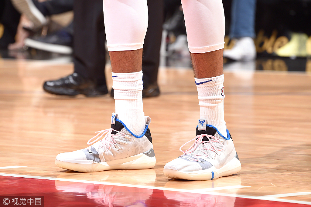 韦德的最新战靴,盘点nba上脚球鞋欧文