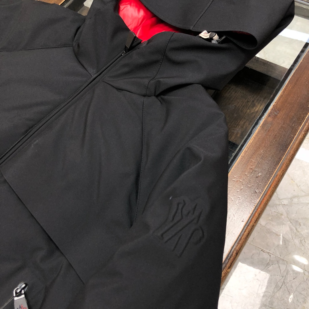 蒙口全黑长款羽绒服测评,北面和大鹅蒙口羽绒服哪个好