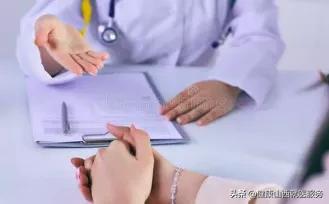 小腿抽筋是缺钙还是其它原因,经常腿抽筋是缺什么钙