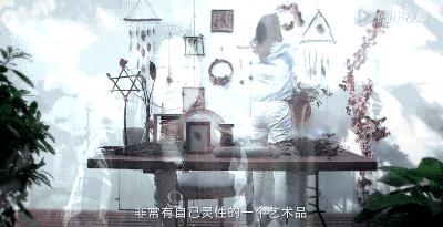 她31岁放弃北漂高薪，回归森林“捡垃圾”，用树叶打造出人间仙境