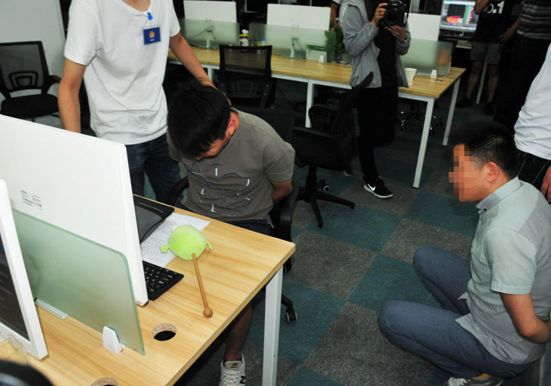 你以为你在上班其实在坐牢的路上,你以为你在打工其实你在兼职