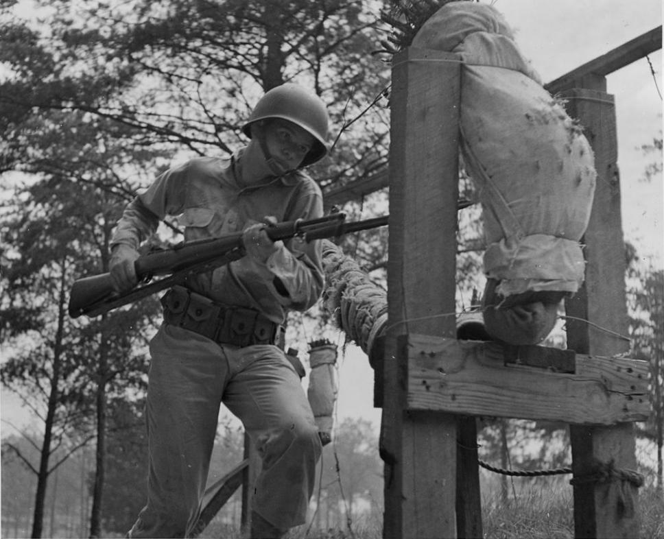 概述美军M1卡宾枪的优点和缺点,卡宾m1狙击枪