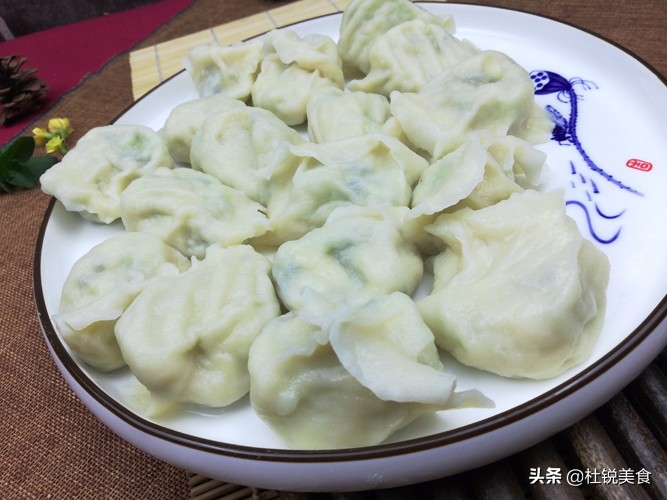 饺子馅出水太多怎么办,饺子馅出水太多了怎么补救