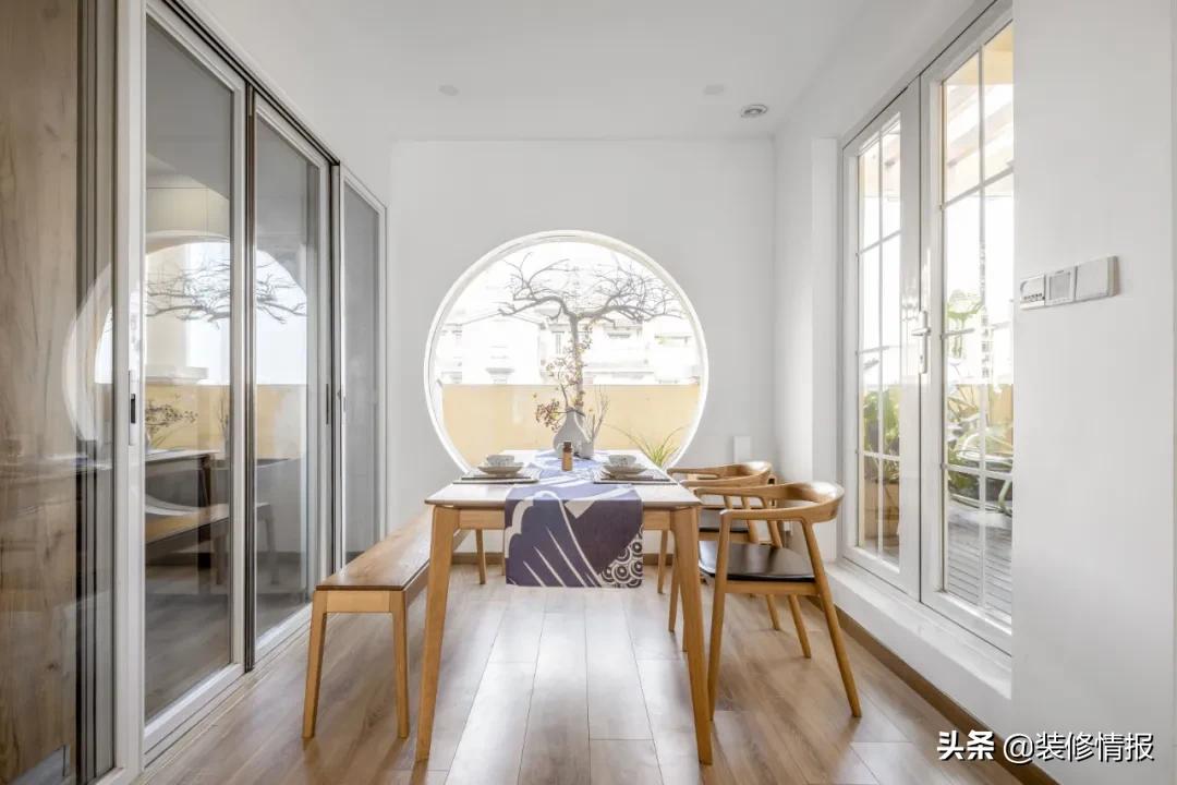 餐厅摆实木餐桌椅，用餐氛围精致情趣，生活过得有仪式！