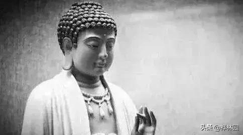 居士意思就是在家修行吗,居士需要奉行什么戒律