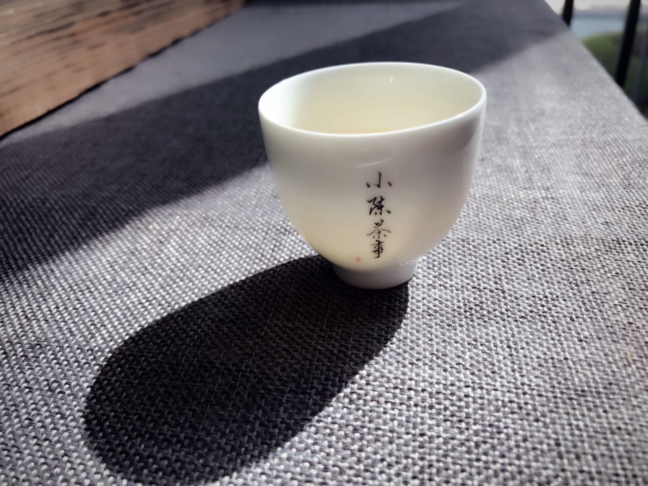 金骏眉红茶什么颜色最好,金骏眉红茶特色有哪些