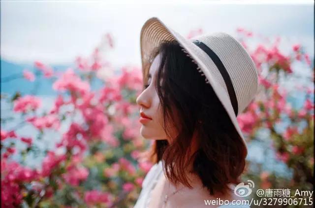 面部拍照僵硬如何拍照自然,拍照僵硬的女生怎么办