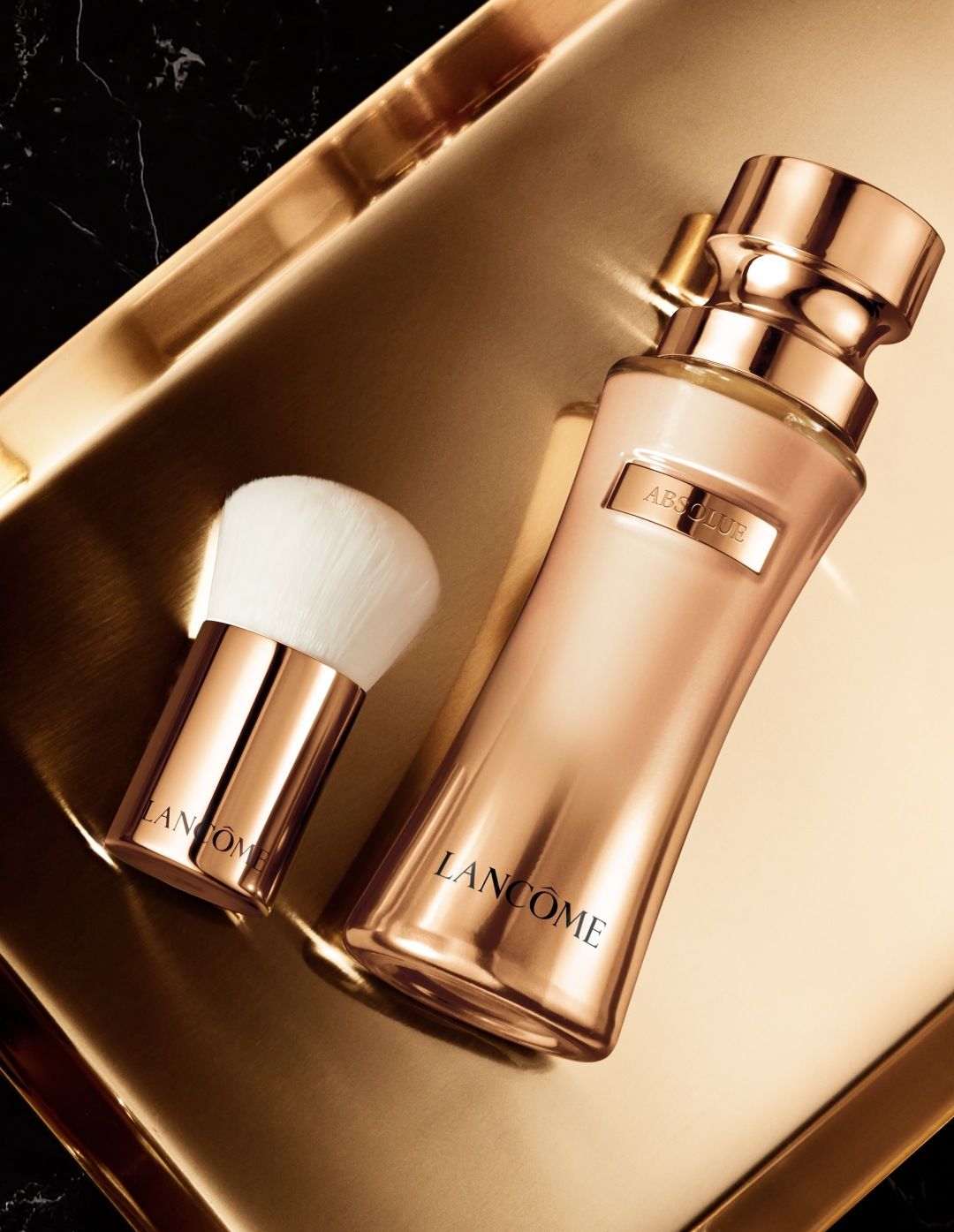 炸上热搜的她，说一句人间绝色不过分吧？