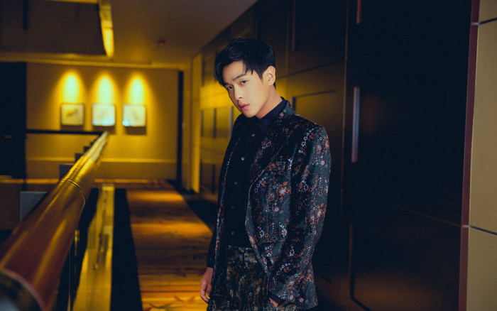 人前是巨星，人后是赚钱工具？这7位明星的爹妈，堪比“吸血鬼”