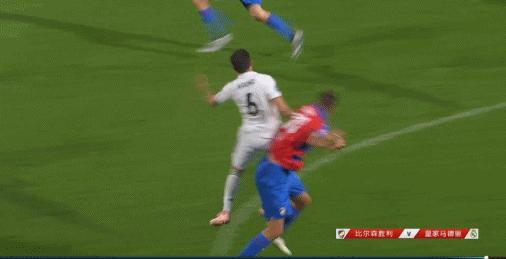 欧冠：哈维尔鼻血不止，因拉莫斯这一动作！