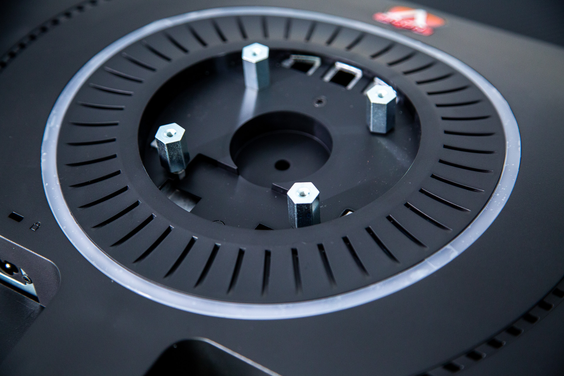 四大金刚接班人——AGON 电竞显示器AG273QG测评