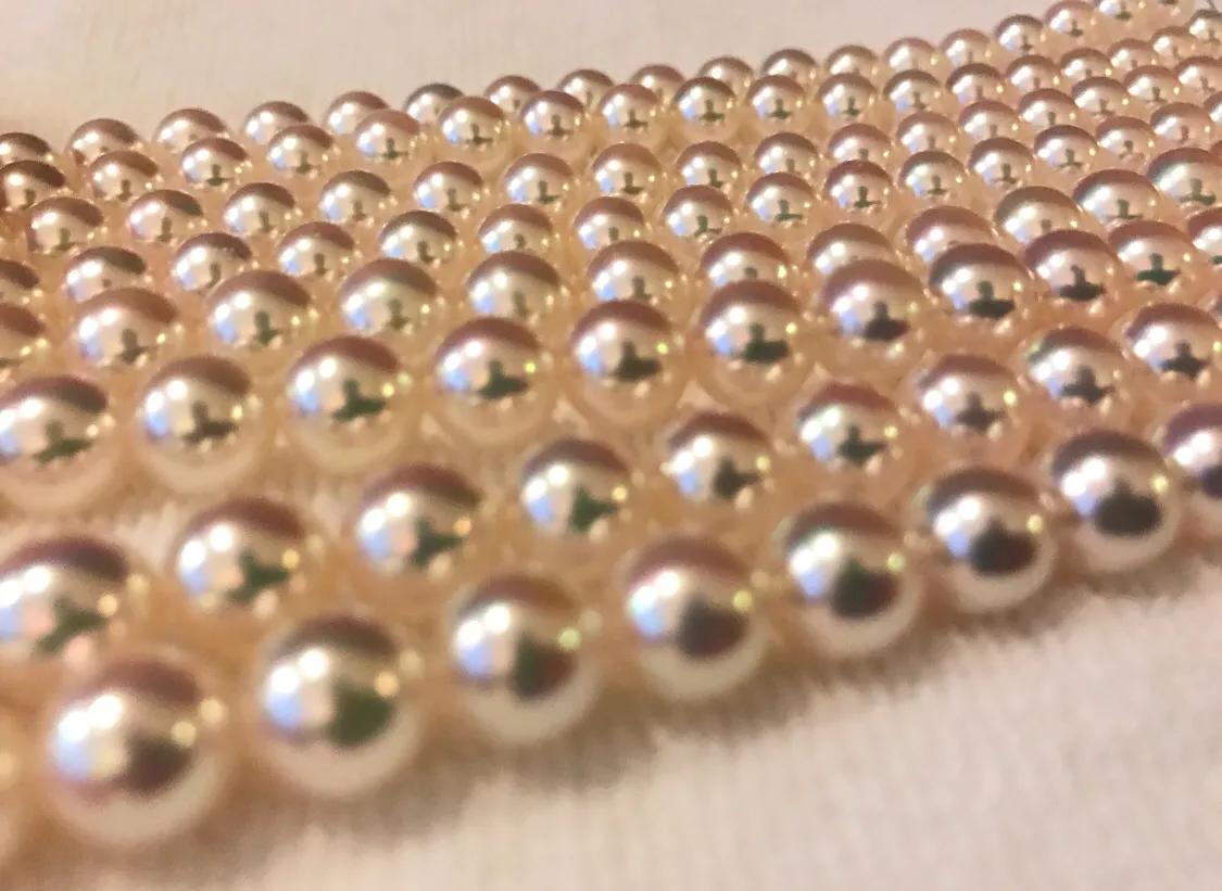 怎么看珍珠珠层厚还是薄,珍珠光泽强弱在哪里