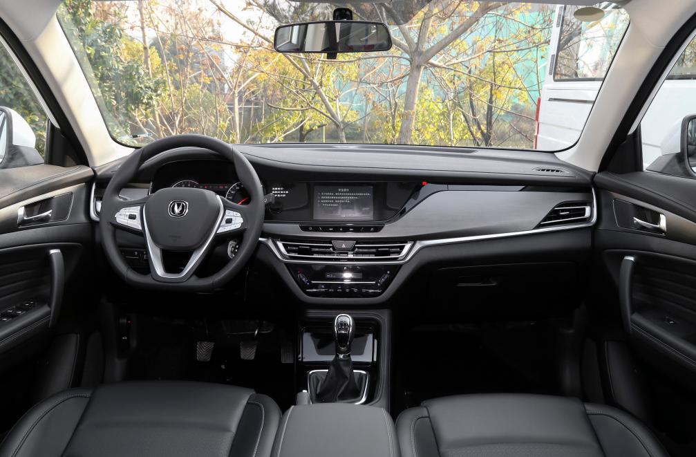 新宝骏自动挡suv8万左右的落地,10万哈弗吉利长安suv应该怎么选