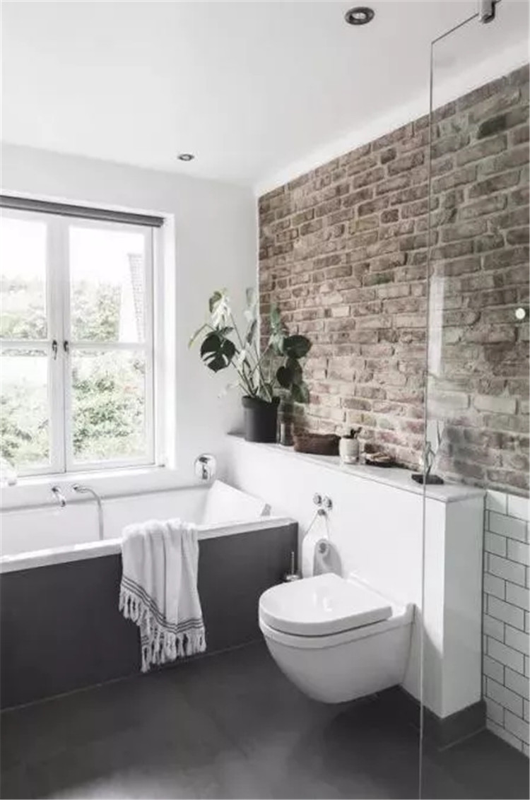 壁挂式马桶坐塌怎么办,壁挂马桶会不会掉下来