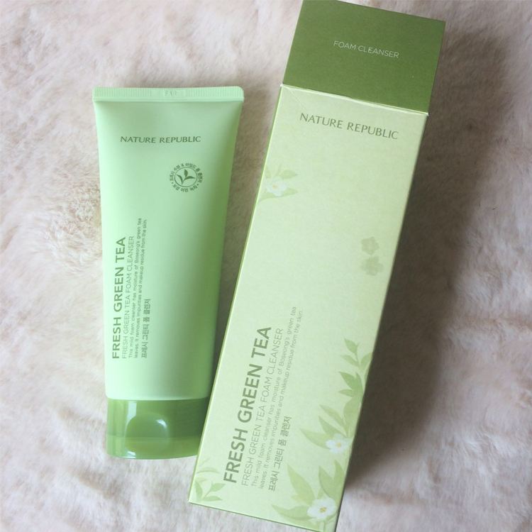 哪些洗面奶温和去黑头补水,去黑头脸部清洁哪款洗面奶好