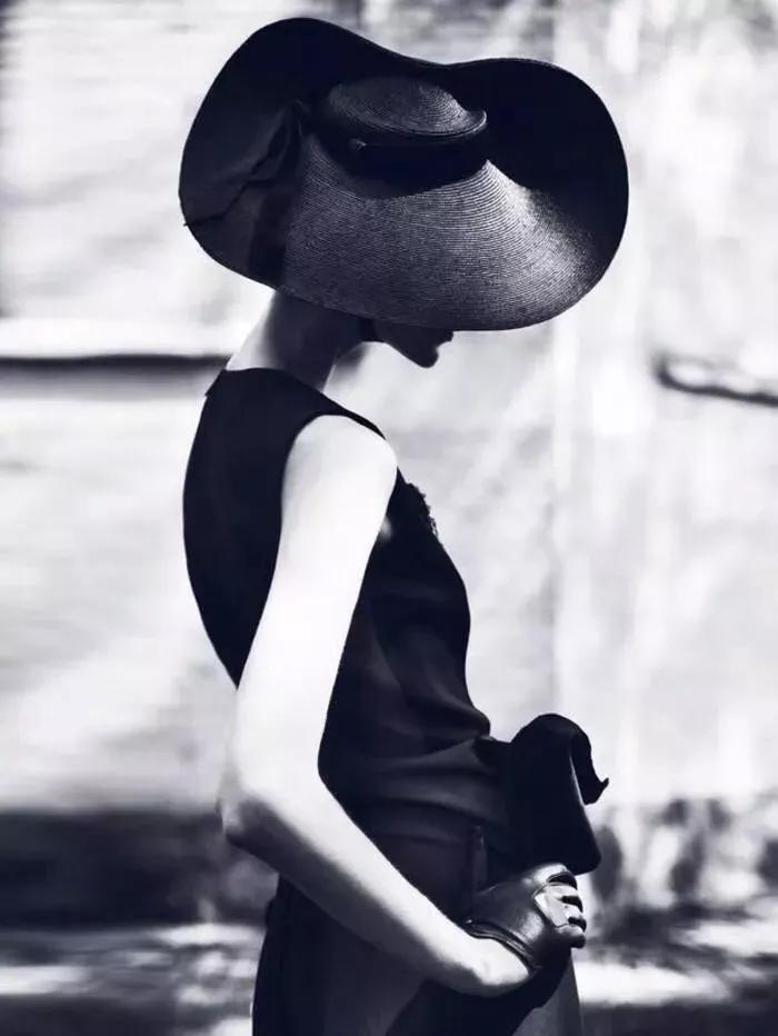 容貌败给了岁月,容貌终究输给了岁月