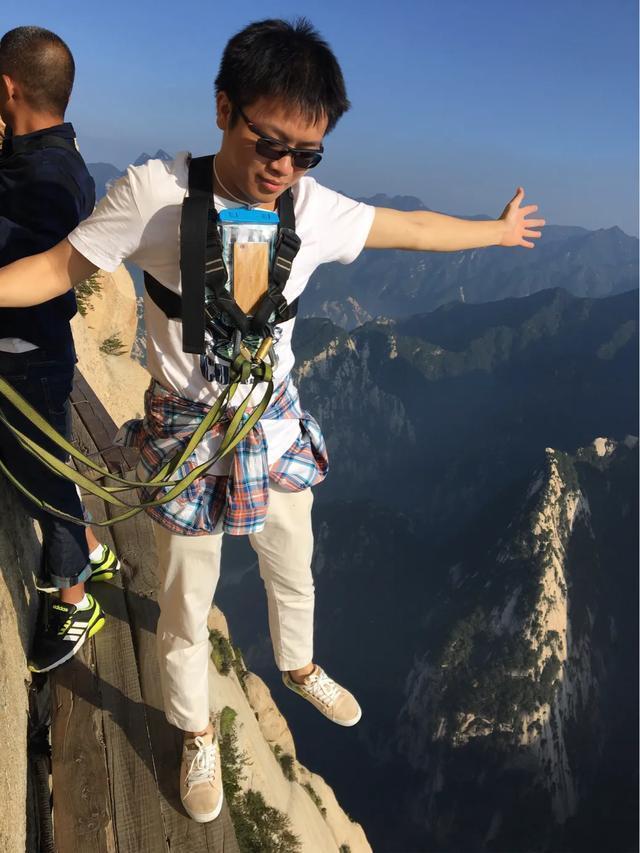 华山自驾最惊险的道路,华山最惊险的公路