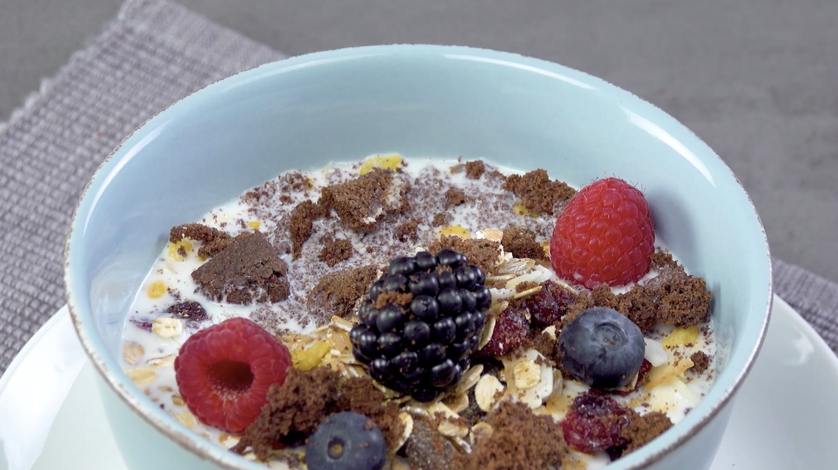 蛋糕变硬怎么回软,如何让变干的蛋糕变软