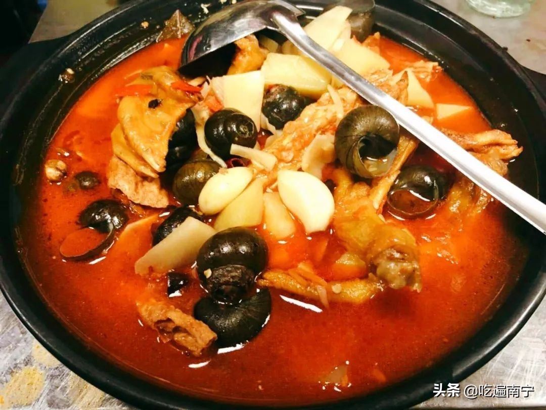 南宁田螺鸭脚煲小店推荐,南宁玉洞田螺鸭脚煲推荐
