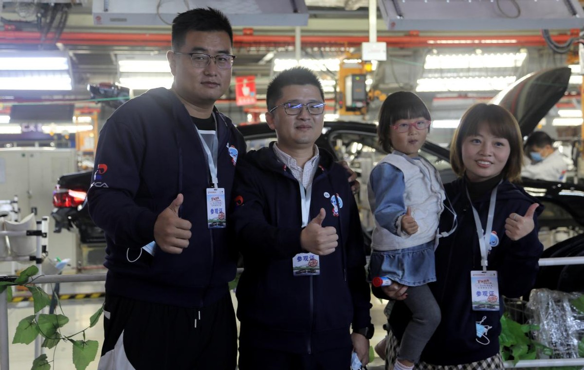 品质溯源“良心车”，法系粉丝团探访神龙汽车武汉工厂