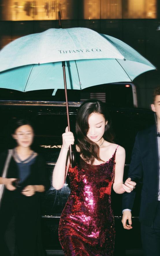 旧衣穿搭,不好搭配的衣服要买吗