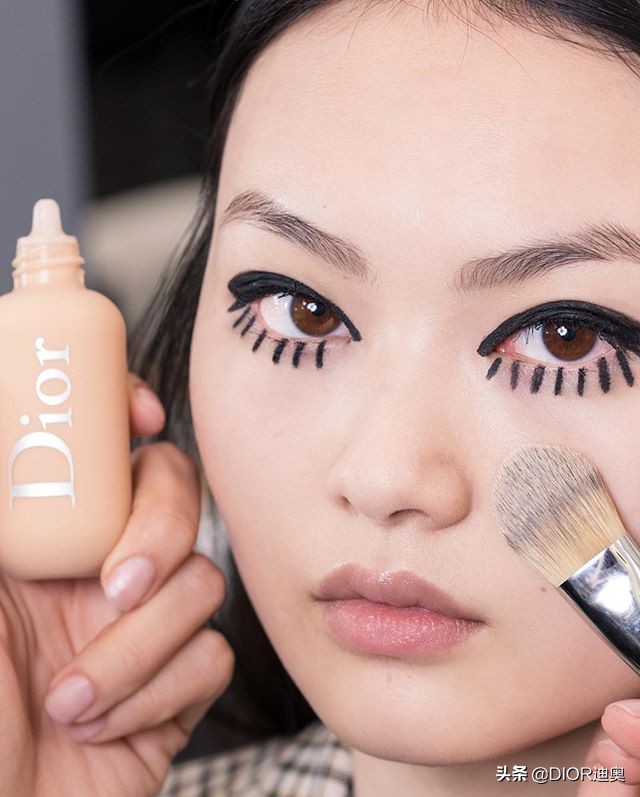 dior迪奥2019秋冬巴黎时装发布会,迪奥christiandior2020秋冬时装秀