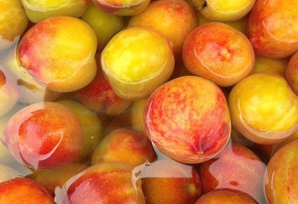 用盐洗桃子可以去桃毛吗,怎么洗桃子才能把桃子洗干净