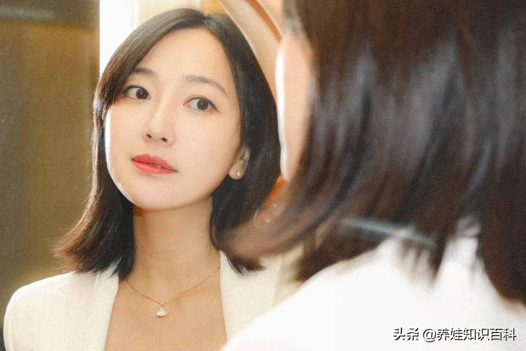 给女儿陪嫁什么最好,宝格丽宝石扇子