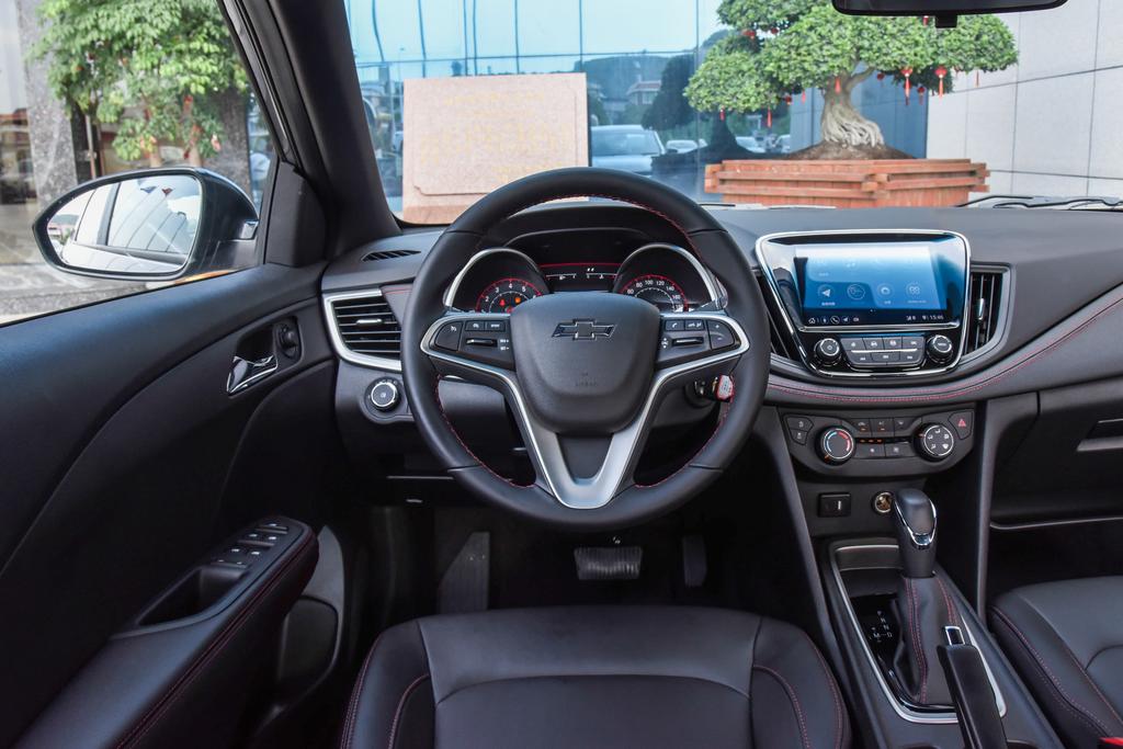 雪佛兰科鲁泽1.5自吸质量怎么样,雪佛兰科鲁泽落地多少钱