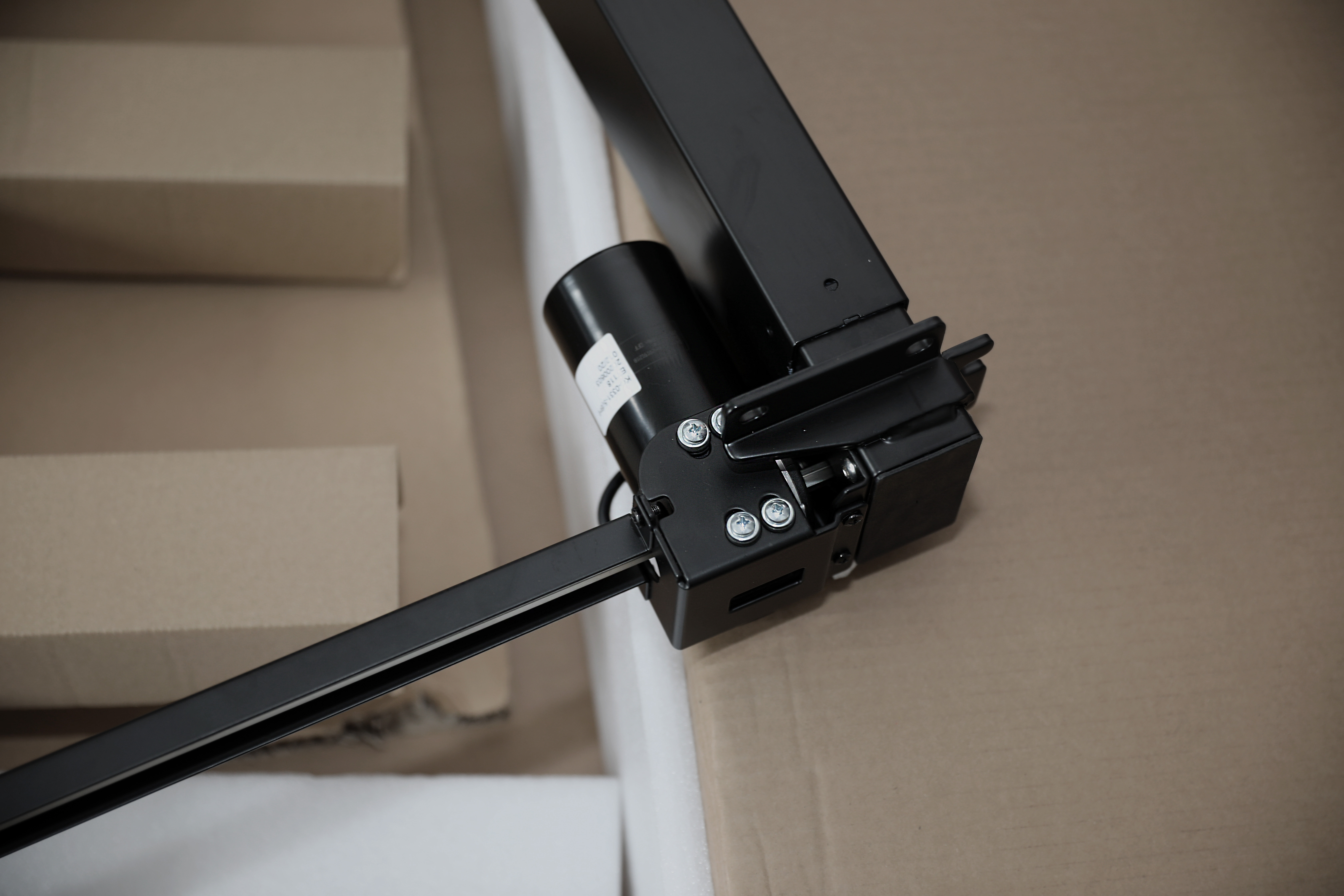 书房布局电脑桌,书房实用打造